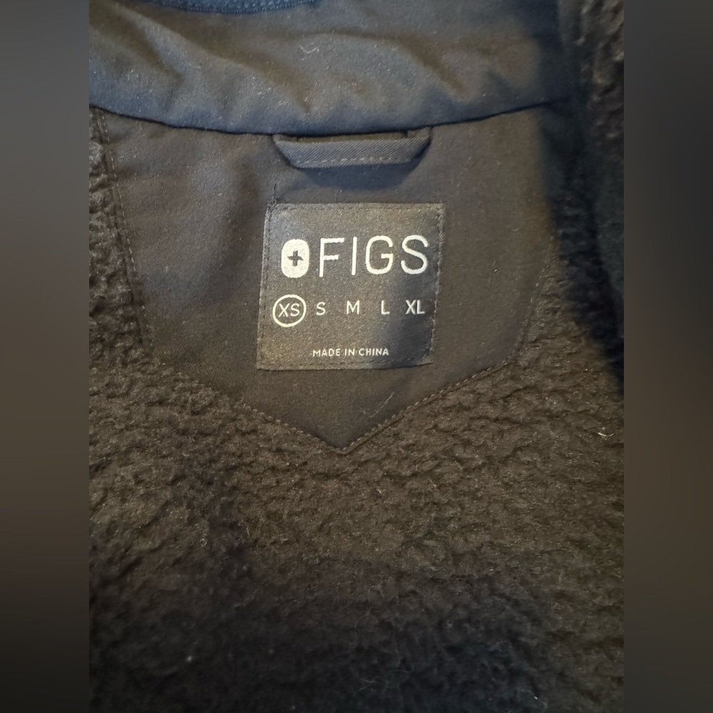 Figs Black On-Shift Sherpa Fleece Jacket Size XS - Picture 6 of 8